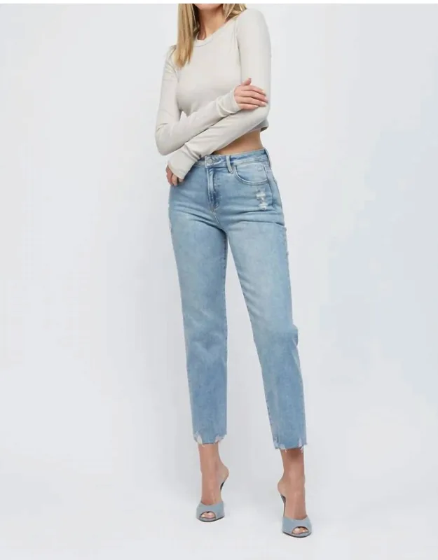 Cropped Straight Jeans