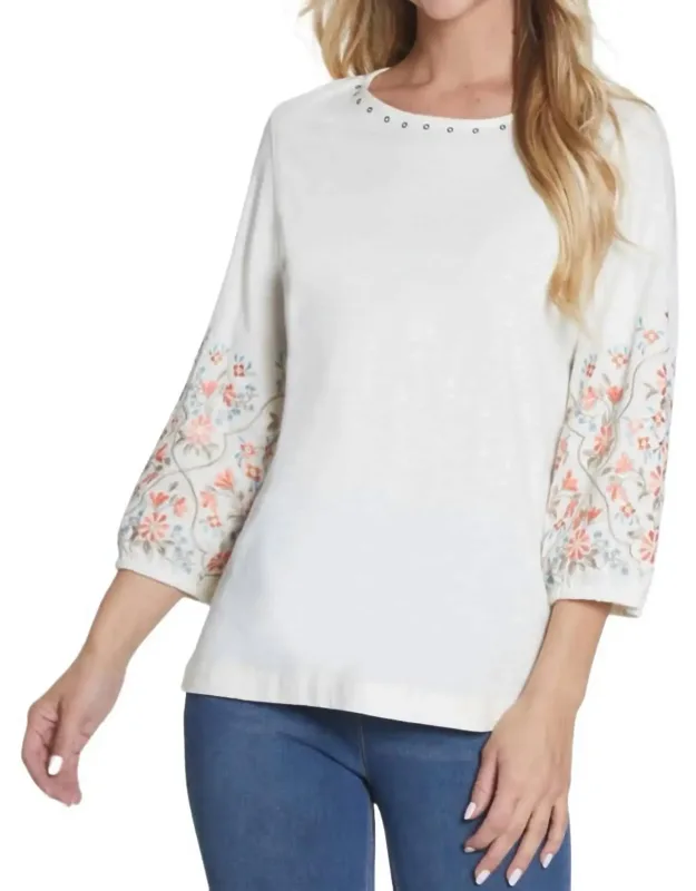 Embroidered Slub Knit Top
