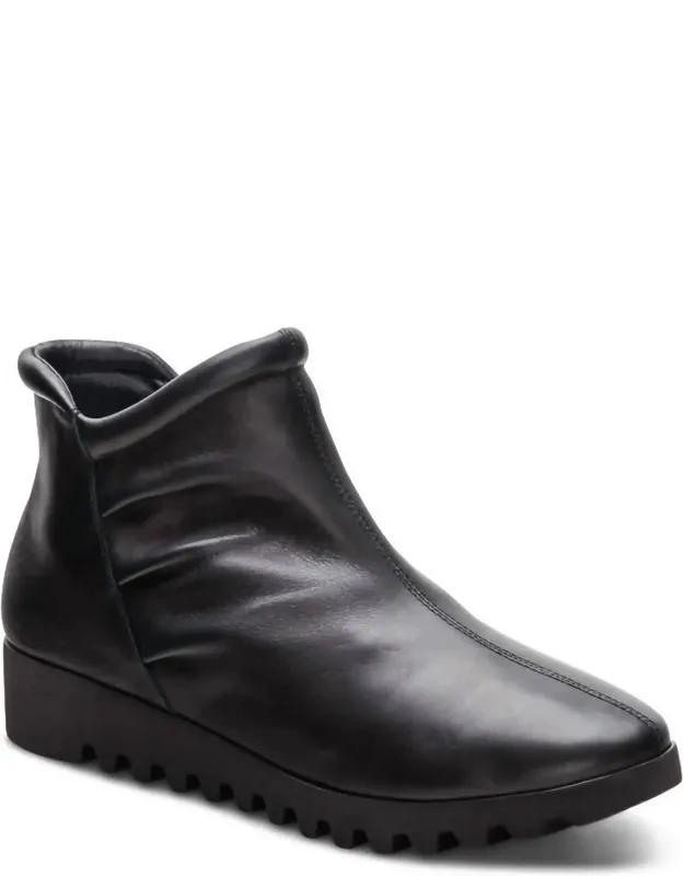Zoey Boots