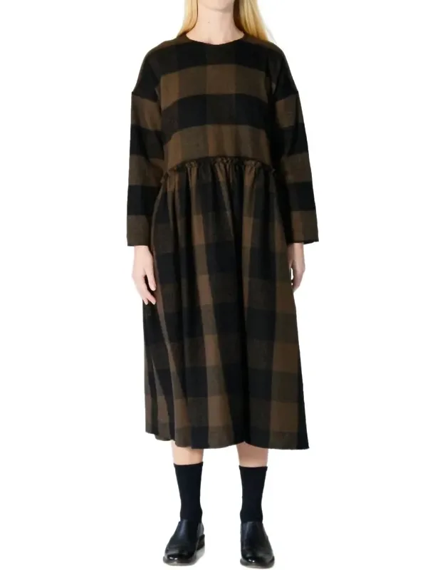 Dress In Chocolate Plaid