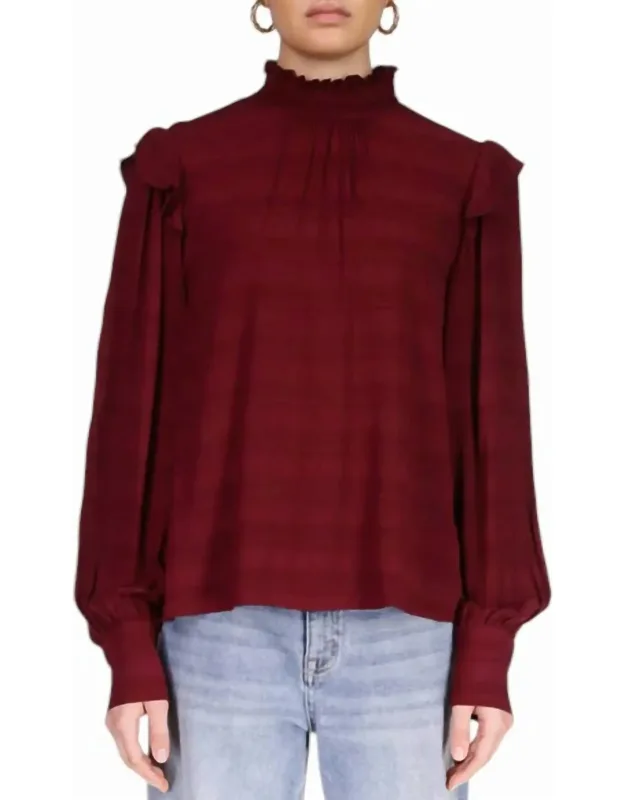 Romance Popover Blouse