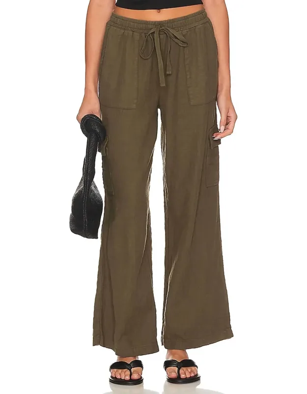 Wide Leg Cargo Pants