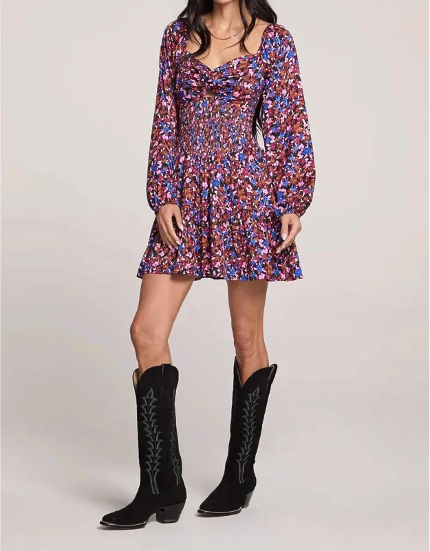 Daliana Mini Dress With Long Sleeve And Structured Neckline
