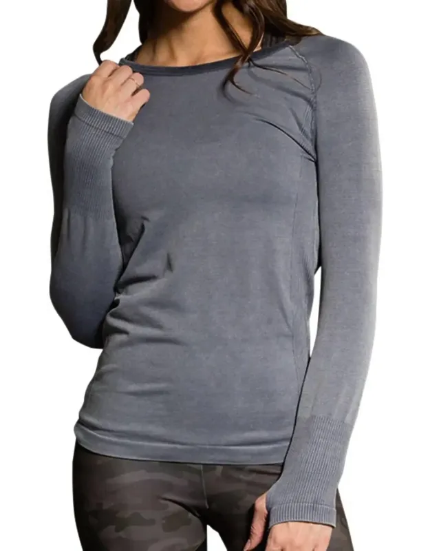 Seamless Stonewash Long Sleeve Top