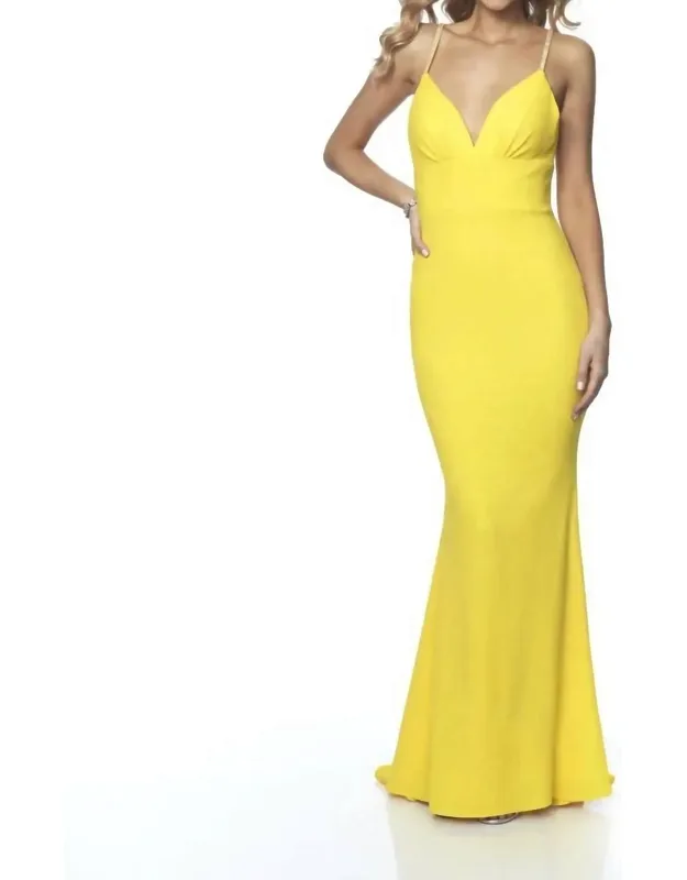 Diamond Cut Glitter Knit Open Back Dress