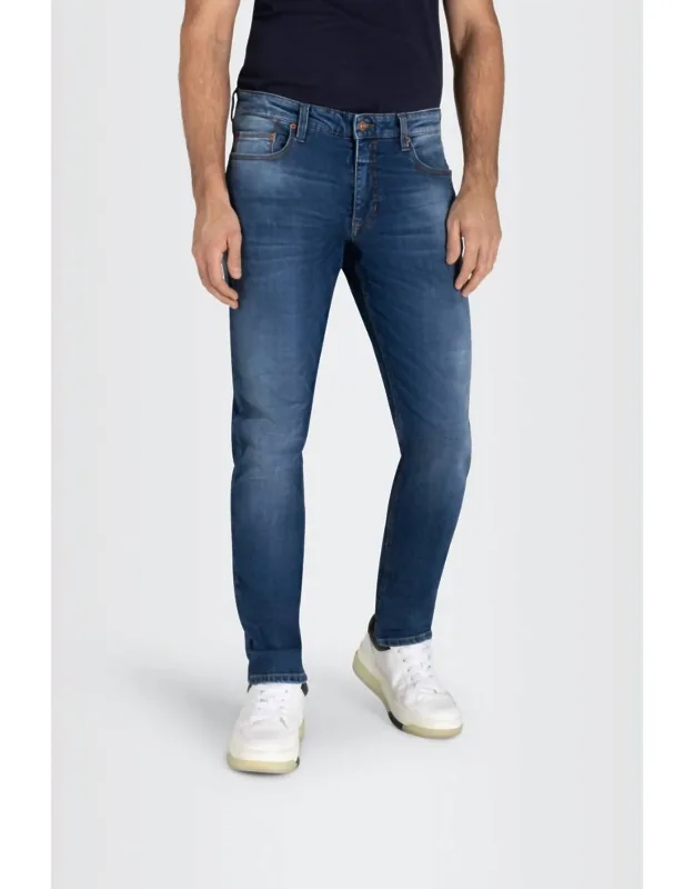 Tapered Jeans