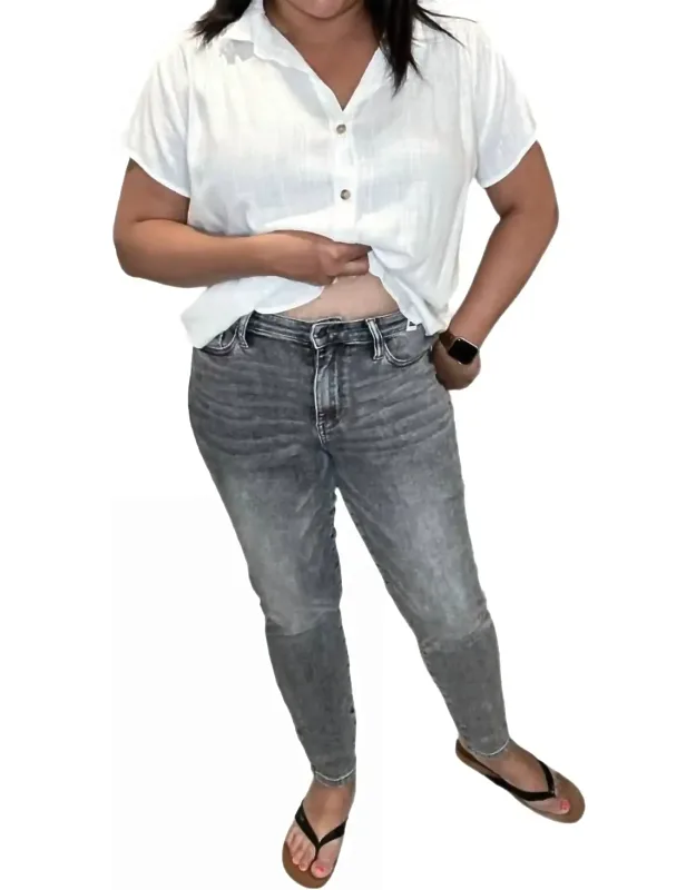 High Rise Slim Fit Jeans