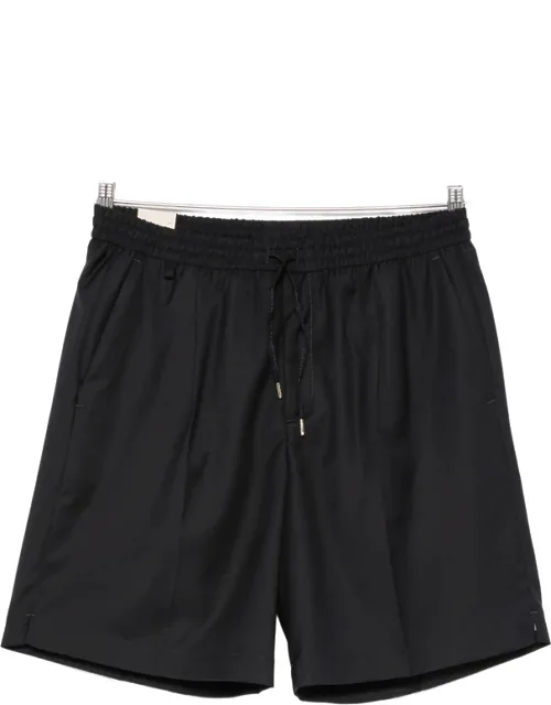Drawstring-fastening Shorts