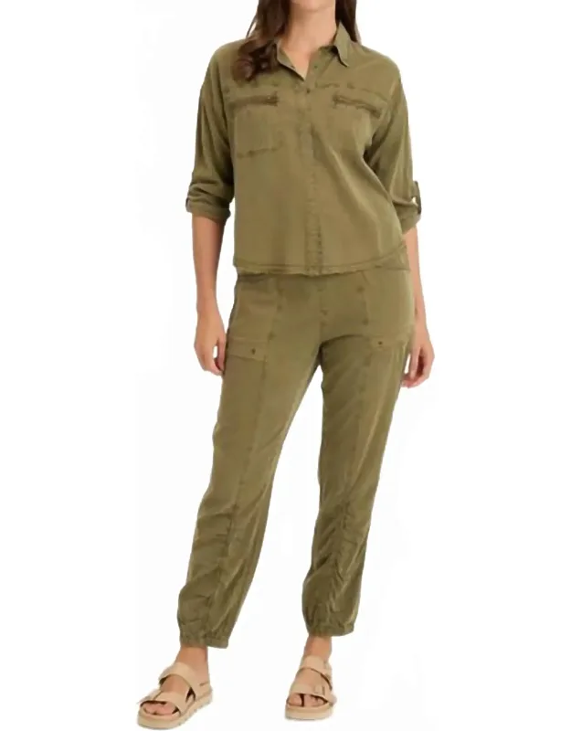 Squire Twill Banded Hem Casual Pants