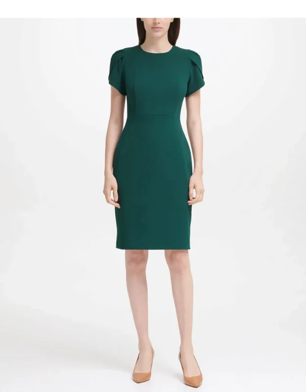 Dress With Tulip Sleeves