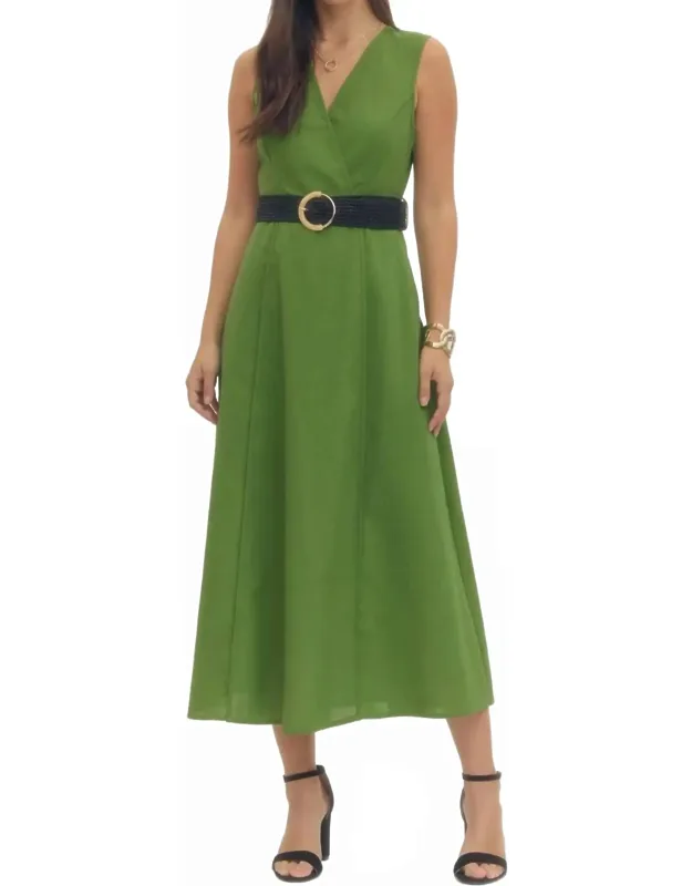 Chic Needs Midi Dress