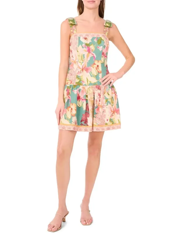 Sleeveless Square-neck Dress