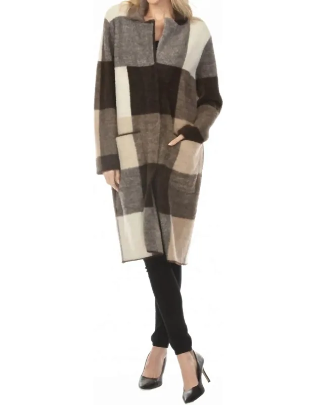 Checkered Feather Yarn Coat