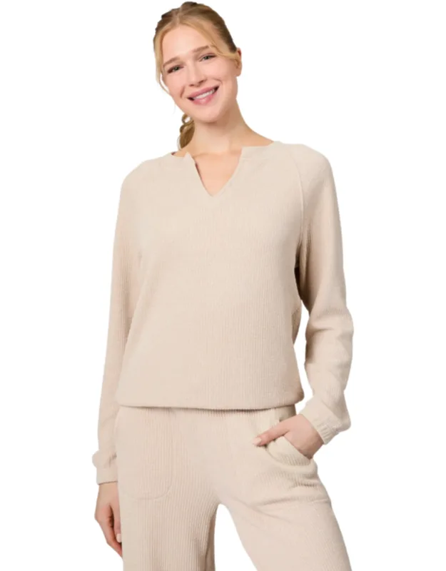 Ripple Knit Long Sleeve Pullover Top
