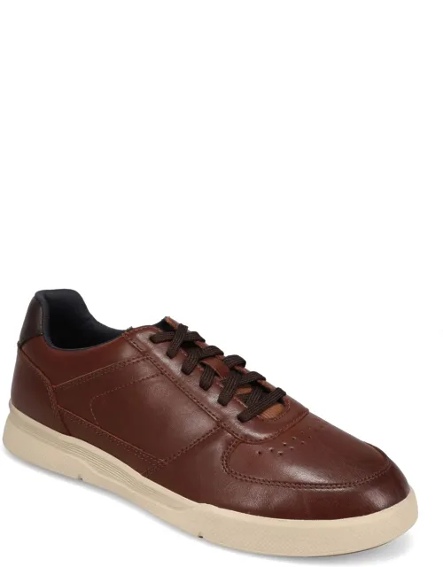 Baxter Lightweight Casual Sneakers