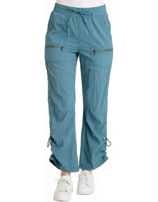 Trotter Textured Side Cinch Pants
