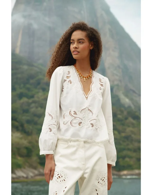 Richelieu Long Sleeve Blouse