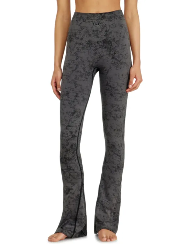 Fared Leggings With Utilitarian Print