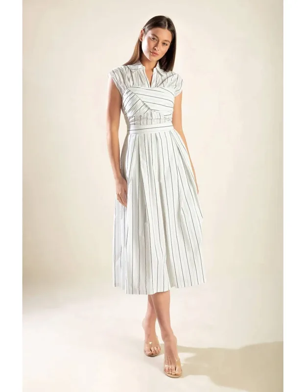 Incredibly Sensational Woven Midi Dress