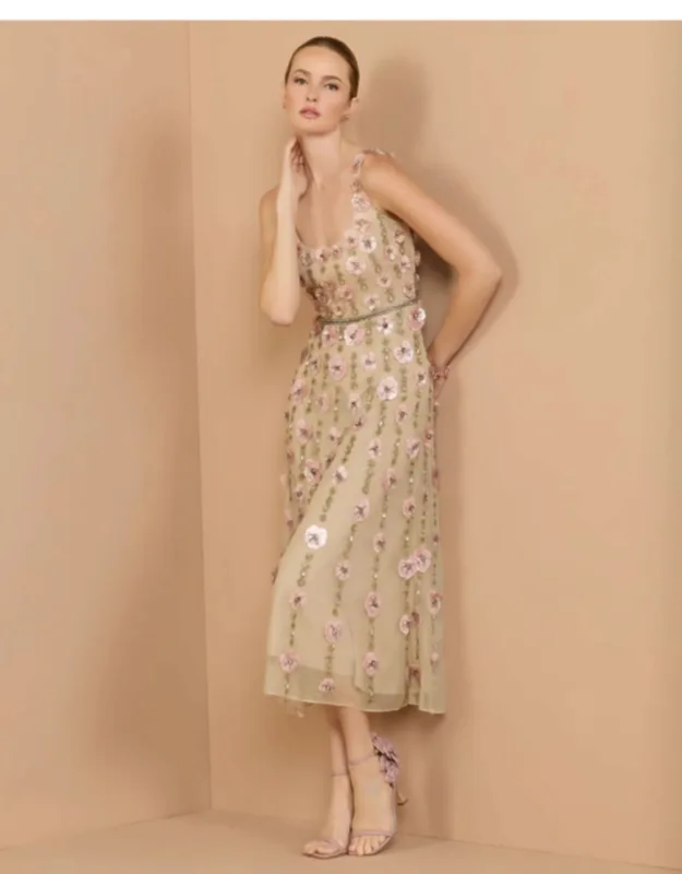 Sleeveless Scoop Neck Embellished Midi Dress