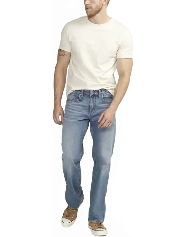 Zac Relaxed Fit Straight Leg Jeans With Vintage Vibe And Mid-rise