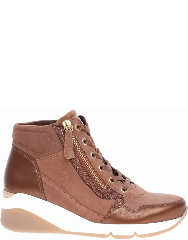 High-top Sneakers