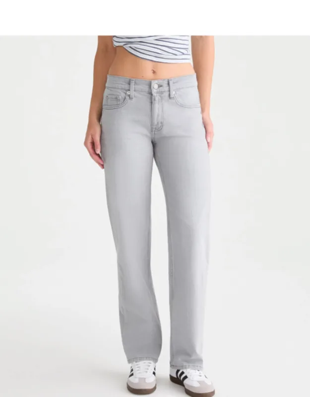 Low-rise Baggy Jeans