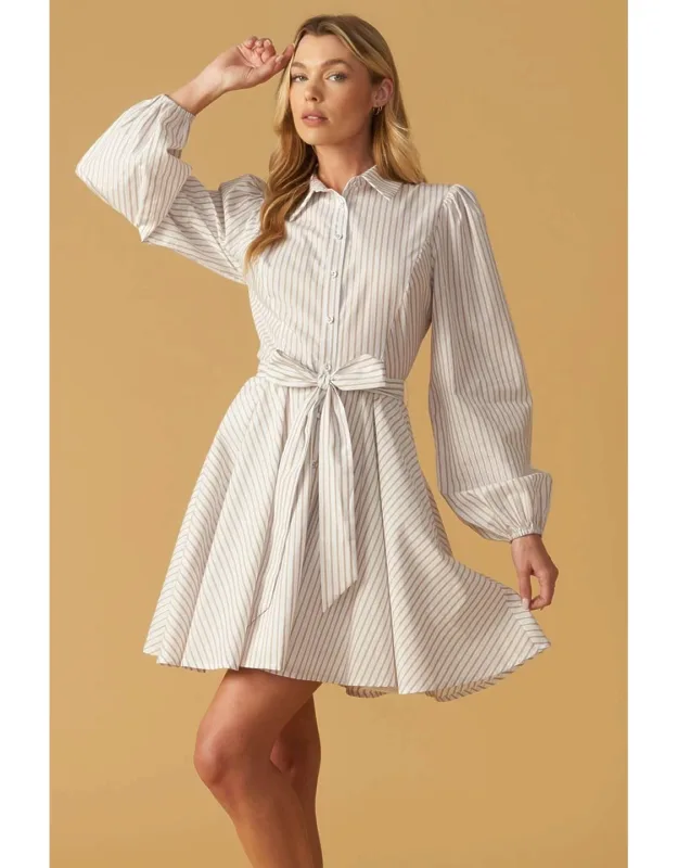 Beauty & Style Woven Mini Dress With Collar And Long Sleeve