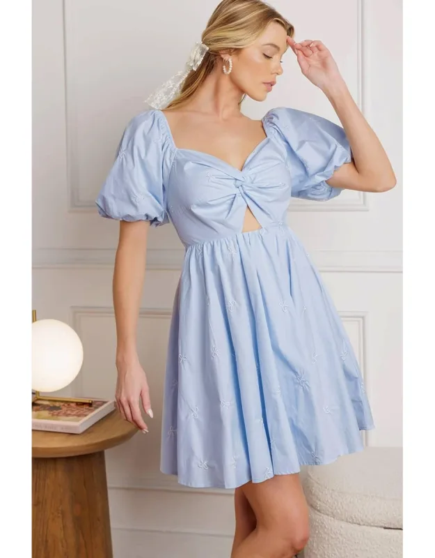 Gotta Love Woven Mini Dress With Sweetheart Neckline And Puff Sleeves
