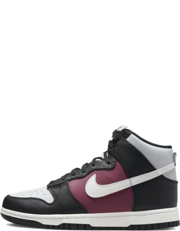 Dunk High Top Sneakers