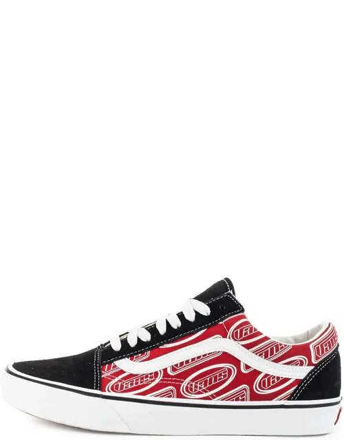Old Skool Low Top Sneakers