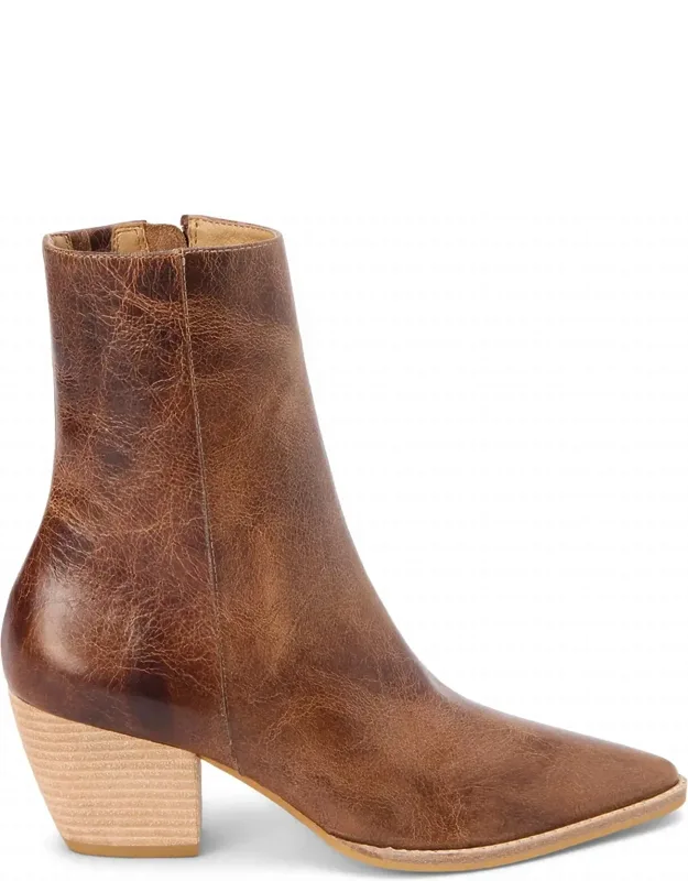 Caty Boots