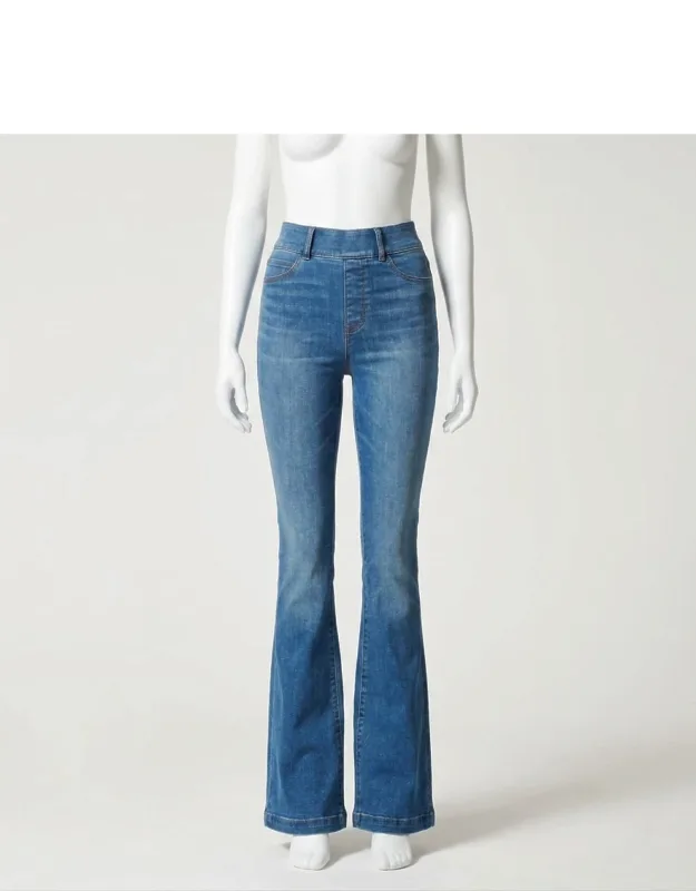 High-rise Flare Jeans
