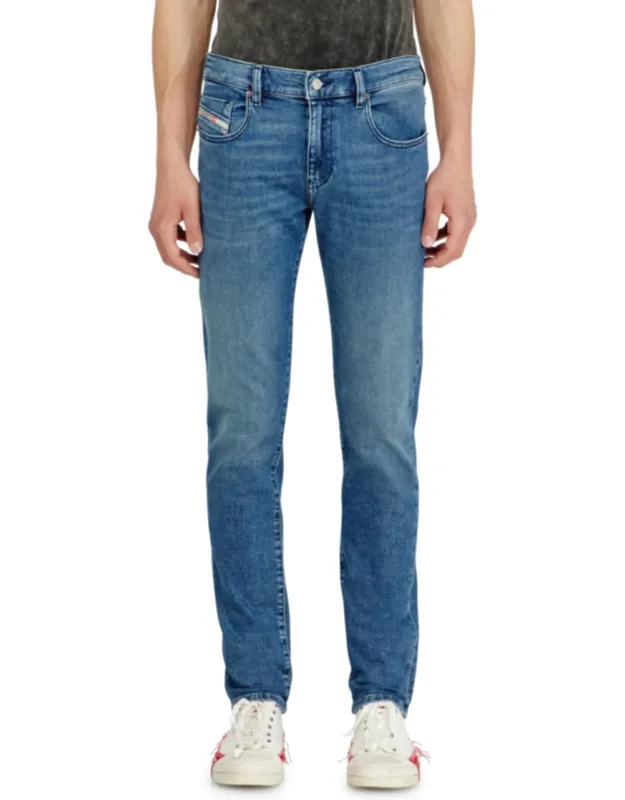 Slim Jeans Regular Waist 2019 D-strukt