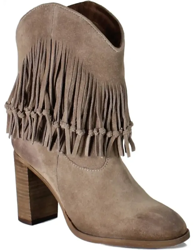Mid-calf Boots