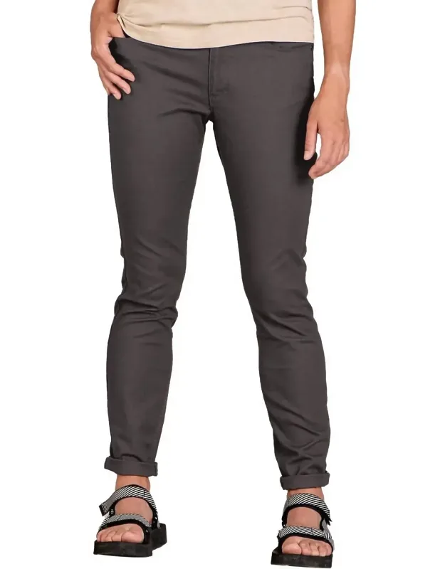 Earthworks 5 Pocket Skinny Pant With Button Closure And 5-pocket Design