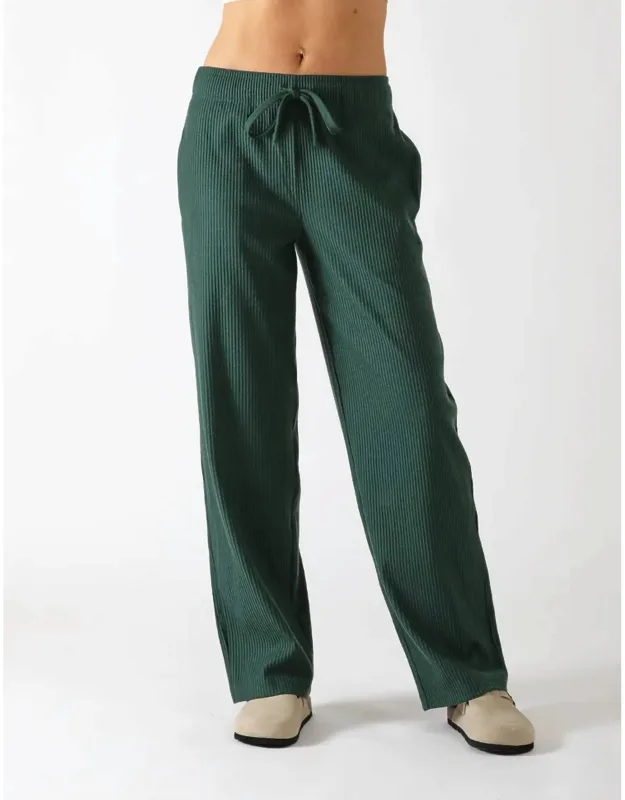 Valley Straight Leg Pants