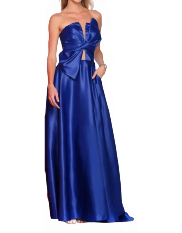 Elegant Strapless Full-length Dress