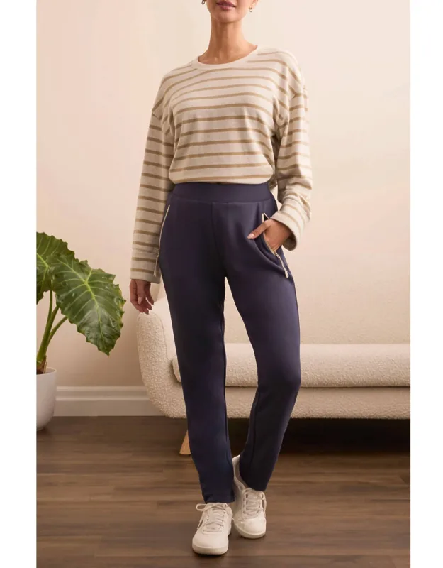 Techno Lux Pull-on Ankle Pants