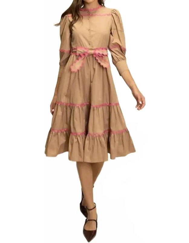Scallop Trim Tiered Midi Dress