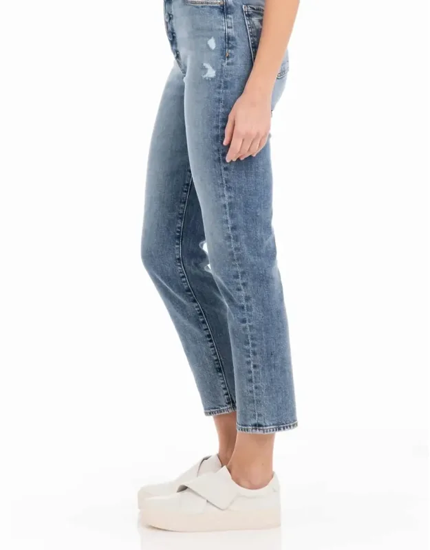 Ultra High Tapered Crop Jeans