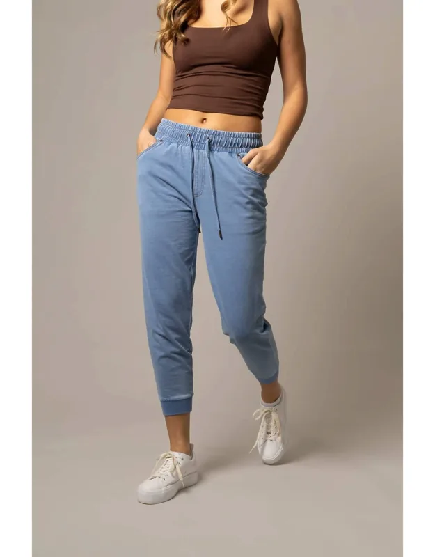 Joanie Joggers