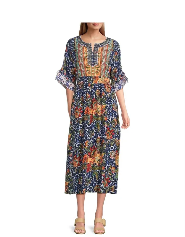 Embroidered Woven Scoop Neck Doman Sleeve A-line Midi Dress