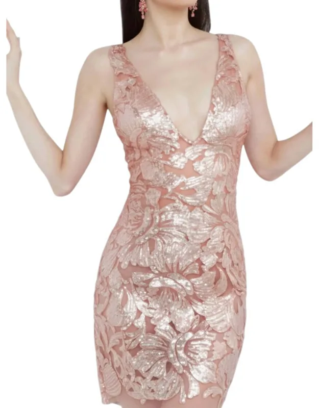 Embellished Fitted Cocktail Dress