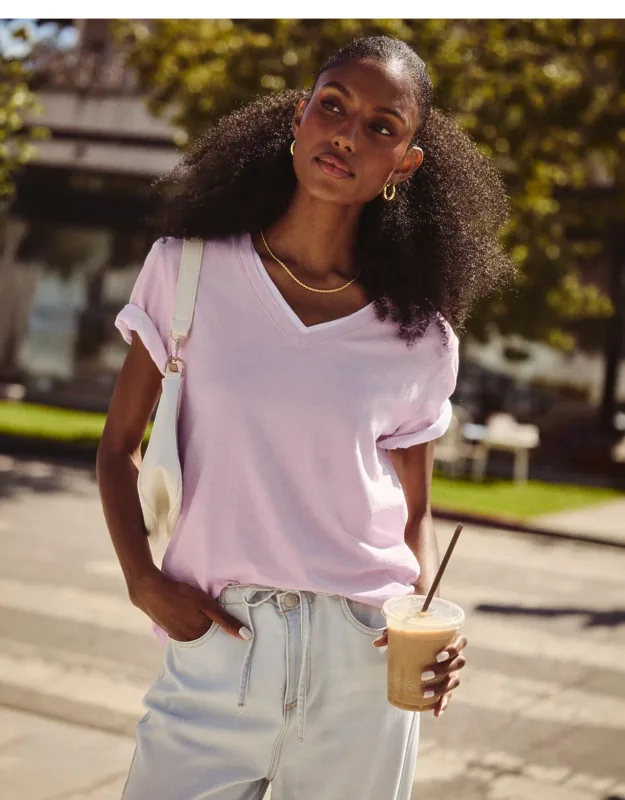 Louisa Boyfriend V-neck Tee