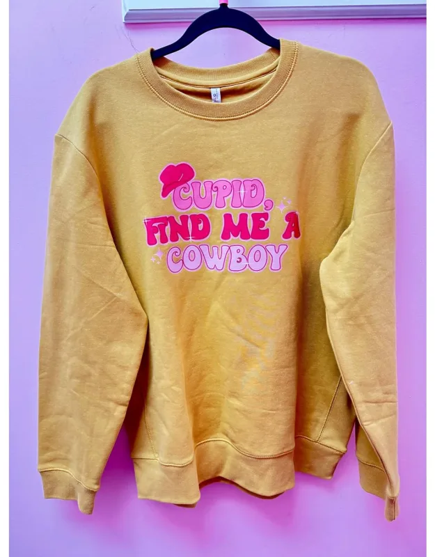 Cupid Find Me A Cowboy Crewneck Tee