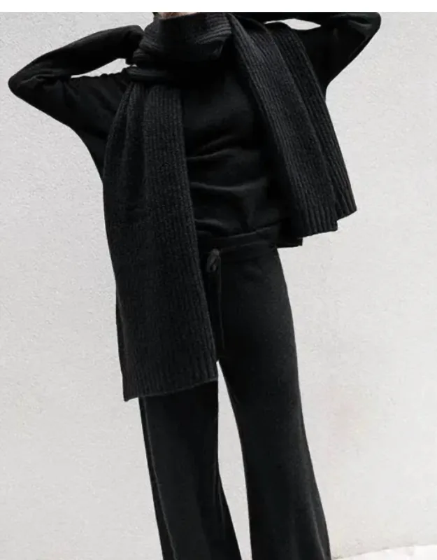 Juliana Scarf
