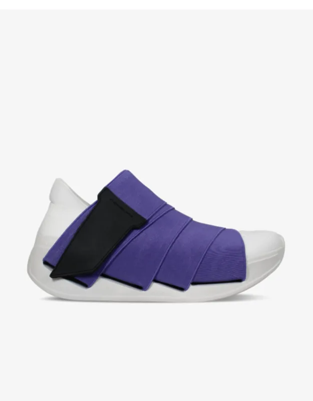 Change Sneakers