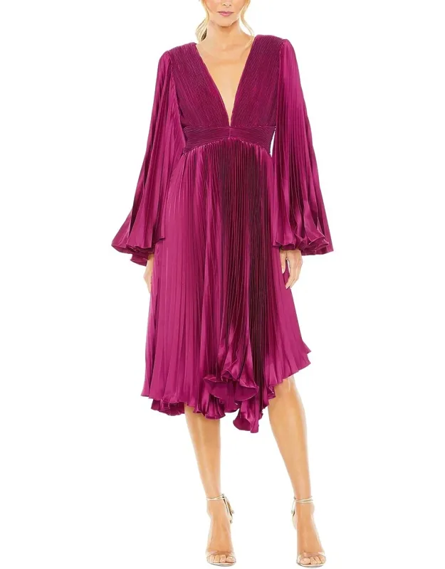 Long Flare Sleeve Pleated Dress
