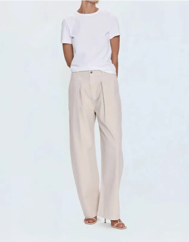 Pleated Barrel Trousers